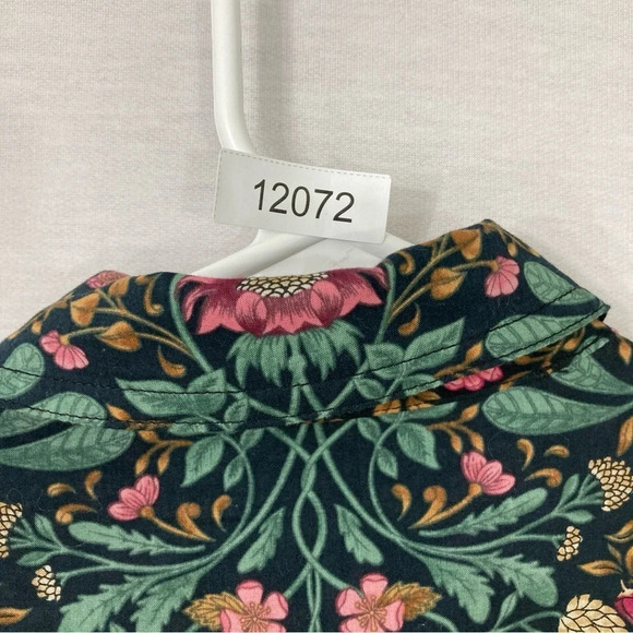 J. McLaughlin Floral Cotton Long Sleeve Button Down size Small - Picture 9 of 9